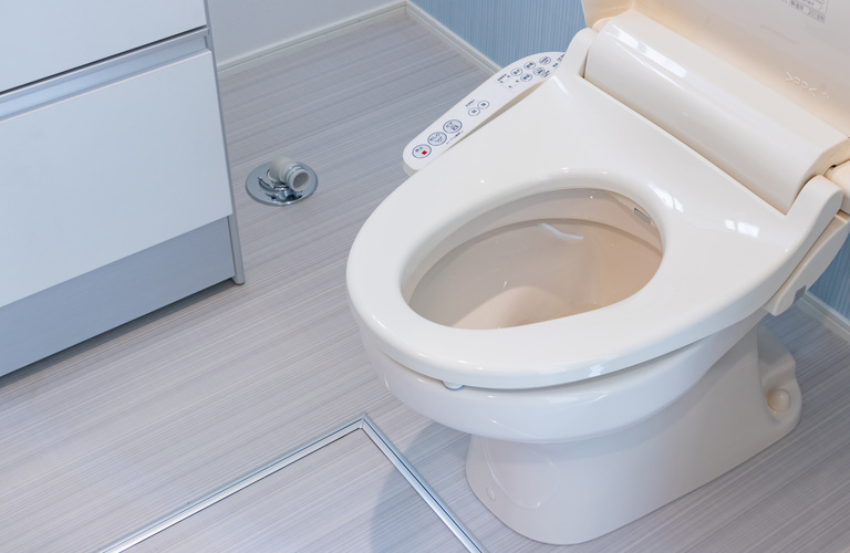 大量の紙や異物によるトイレの詰まりを解消 | 名古屋で排水管トラブルなら迅速な対応の詰まり抜き王子