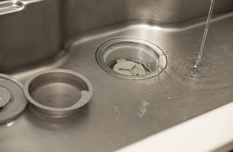 排水溝の詰まりについてスピード解決いたします | 名古屋で排水管トラブルなら迅速な対応の詰まり抜き王子